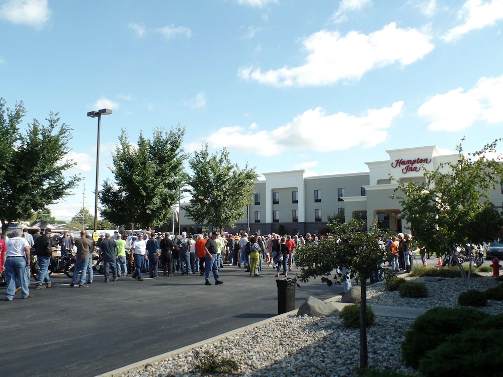 Hampton Inn Bowling Green Oh 44/48