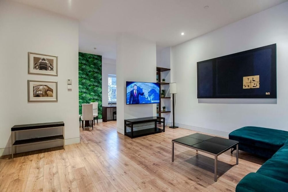 Residence 1898 17/36