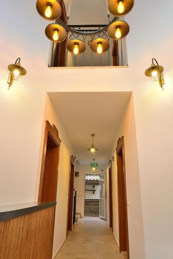 Brothers Cesme Boutique Hotel 8/33