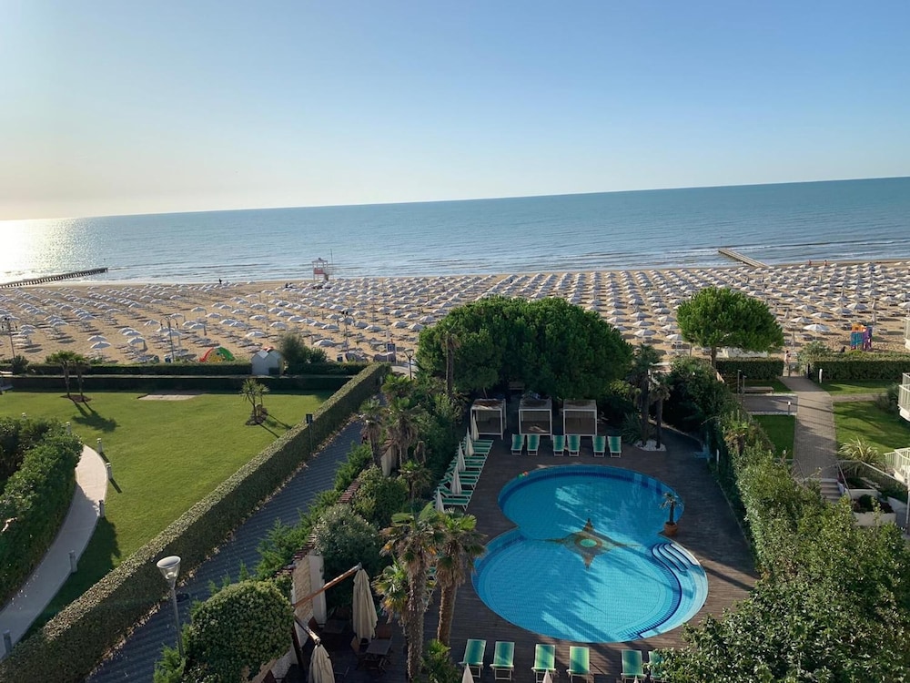 Park Hotel Cellini 39/50