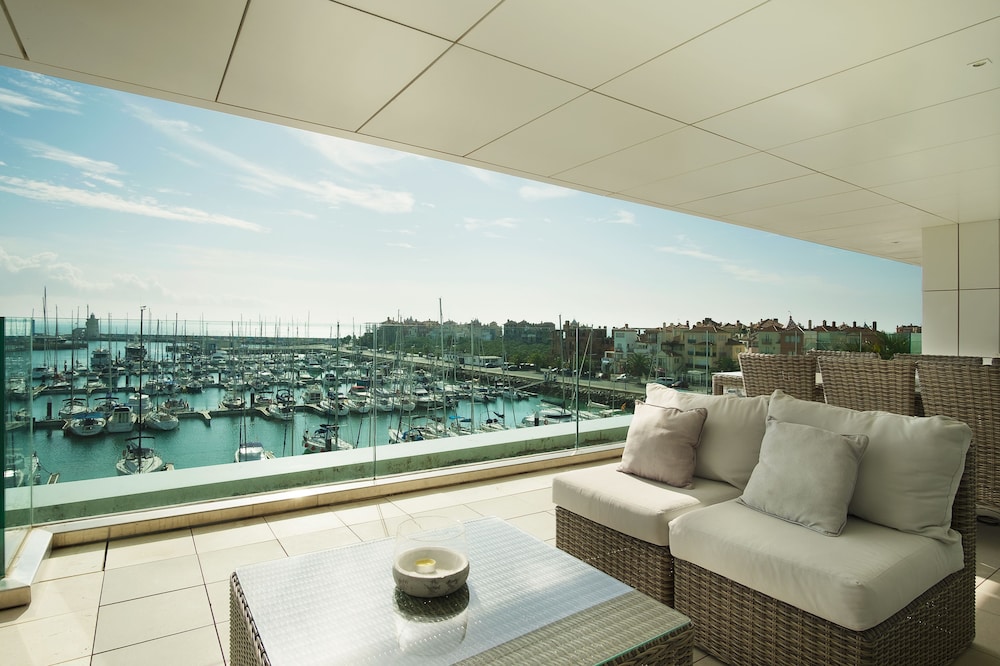 LAS SUITES DE PUERTO SHERRY 60/60