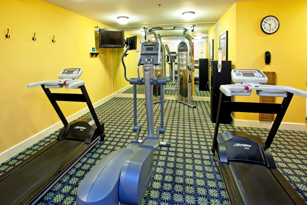 Staybridge Suites Louisville-East 25/61