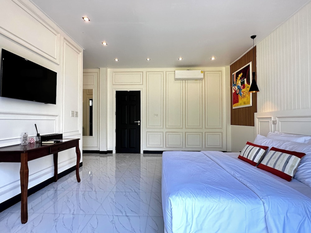 Koh Kood Bed's 30/65