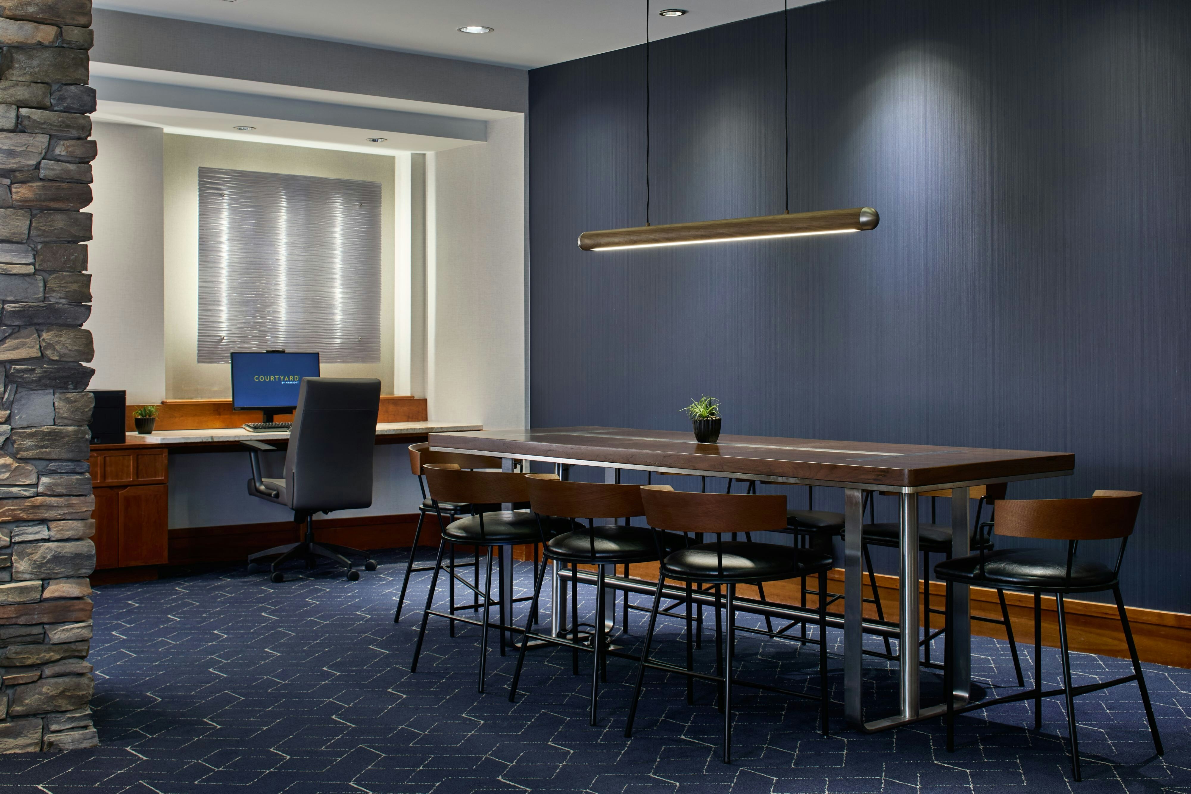 Courtyard By Marriott Rochester Brighton 33/38