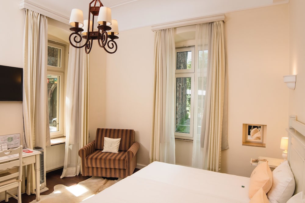 غرفة سوبيريور بسرير مزدوج، Hotel Villa Marstall 5/8