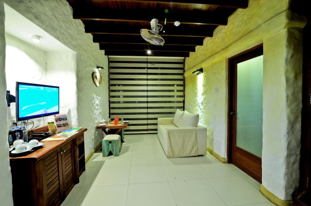Grand Udawalawe Safari Resort 47/50