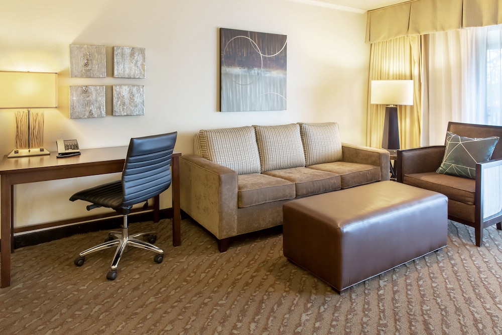 Valley River Inn 28/50