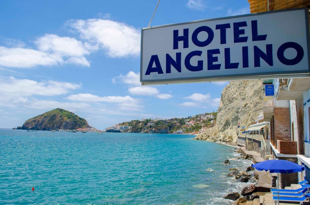 Hotel Angelino 38/45