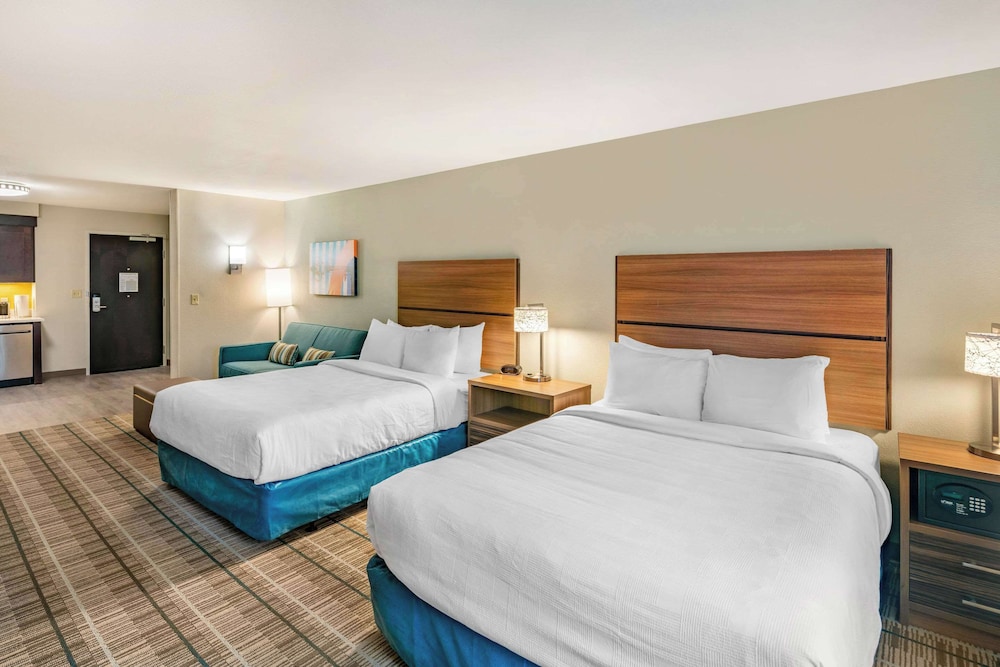SUITE, 2 QUEEN BEDS, ACCESSIBLE