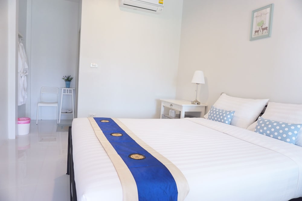 The White Village Ranong Resort 3/22
