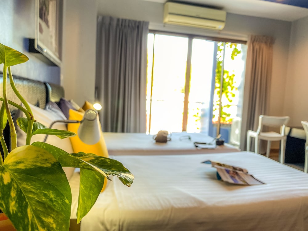 iCheck inn Phuket Town 60/96