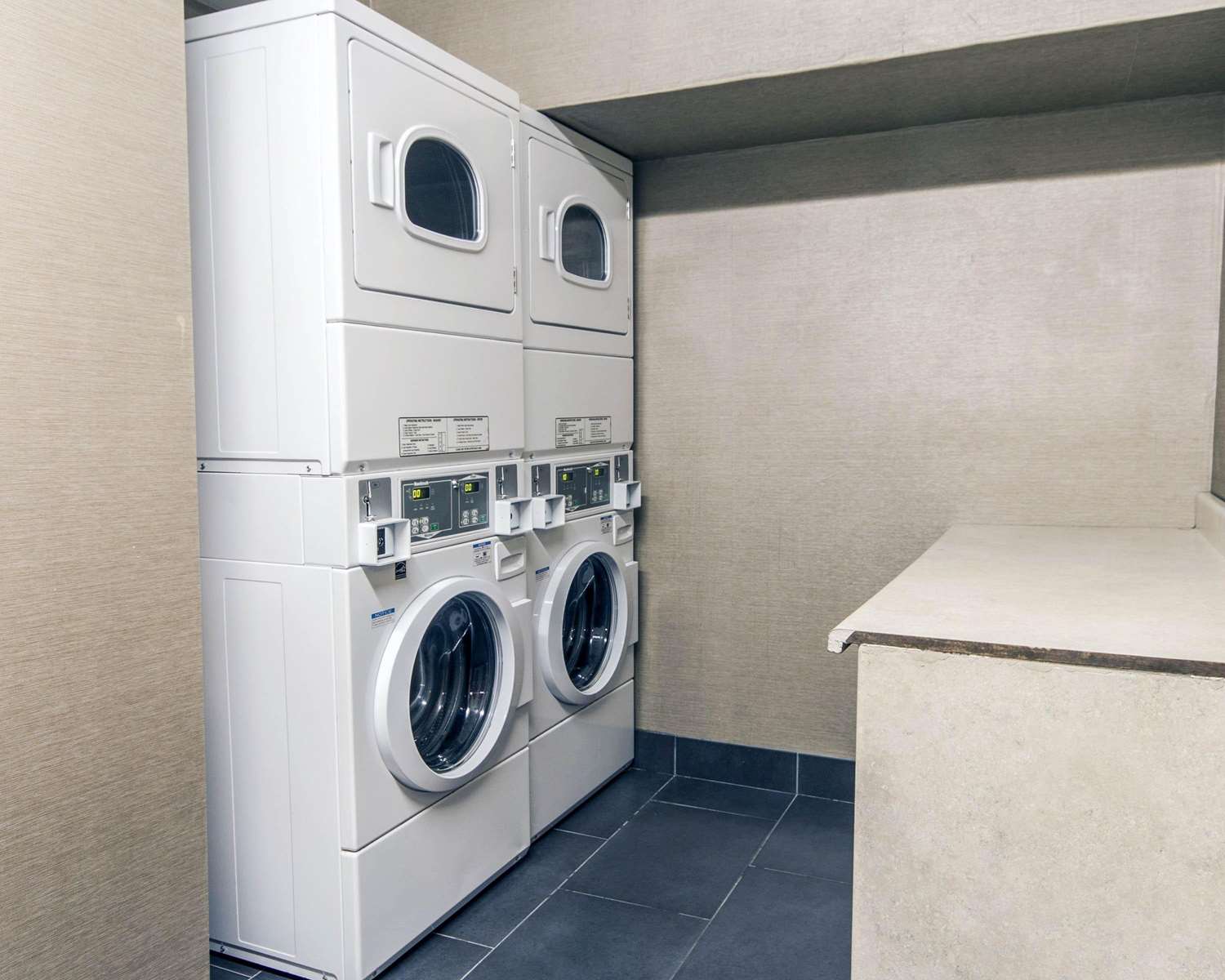 Comfort Inn & Suites El Paso I-10 Airport Area 22/45
