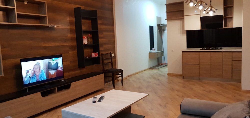 Vazi Aparthotel 36/49