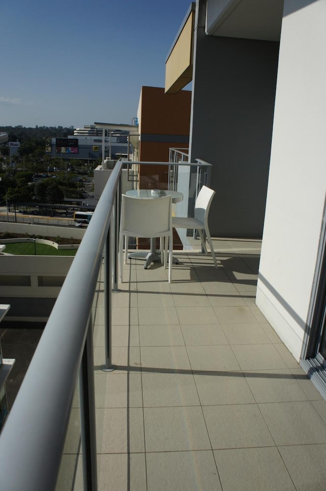 Quest Chermside 18/32