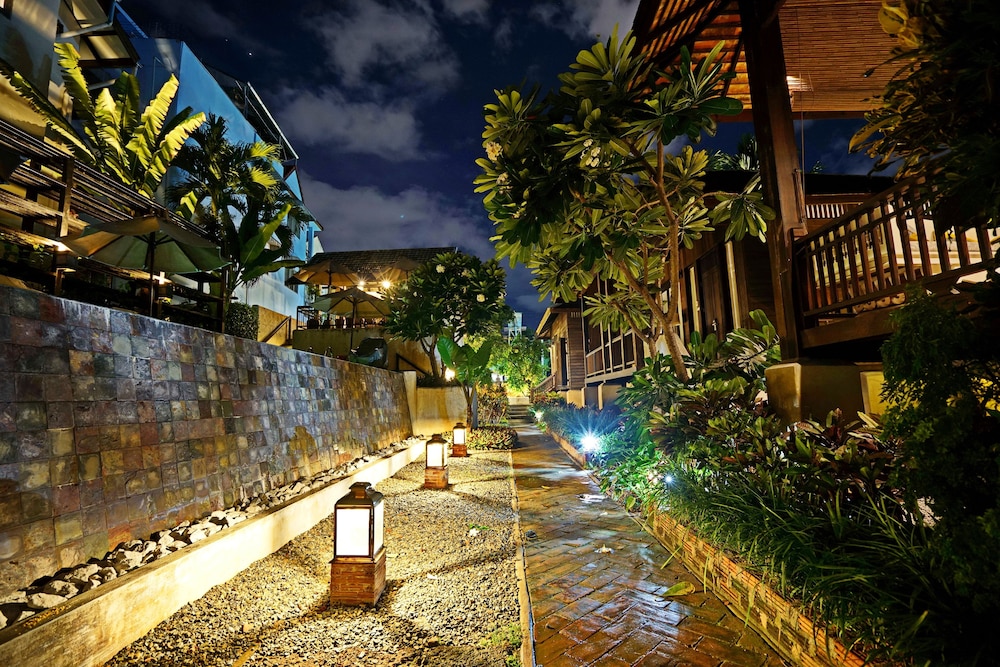 BAAN SAEN FANG 38/50