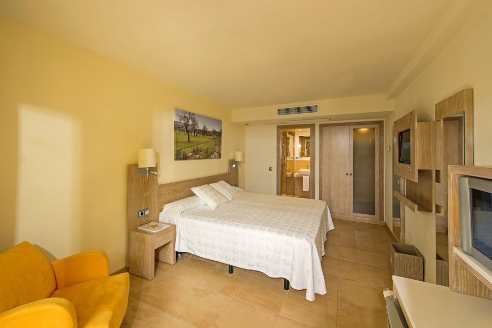 Iberostar Waves Pinos Park 10/50