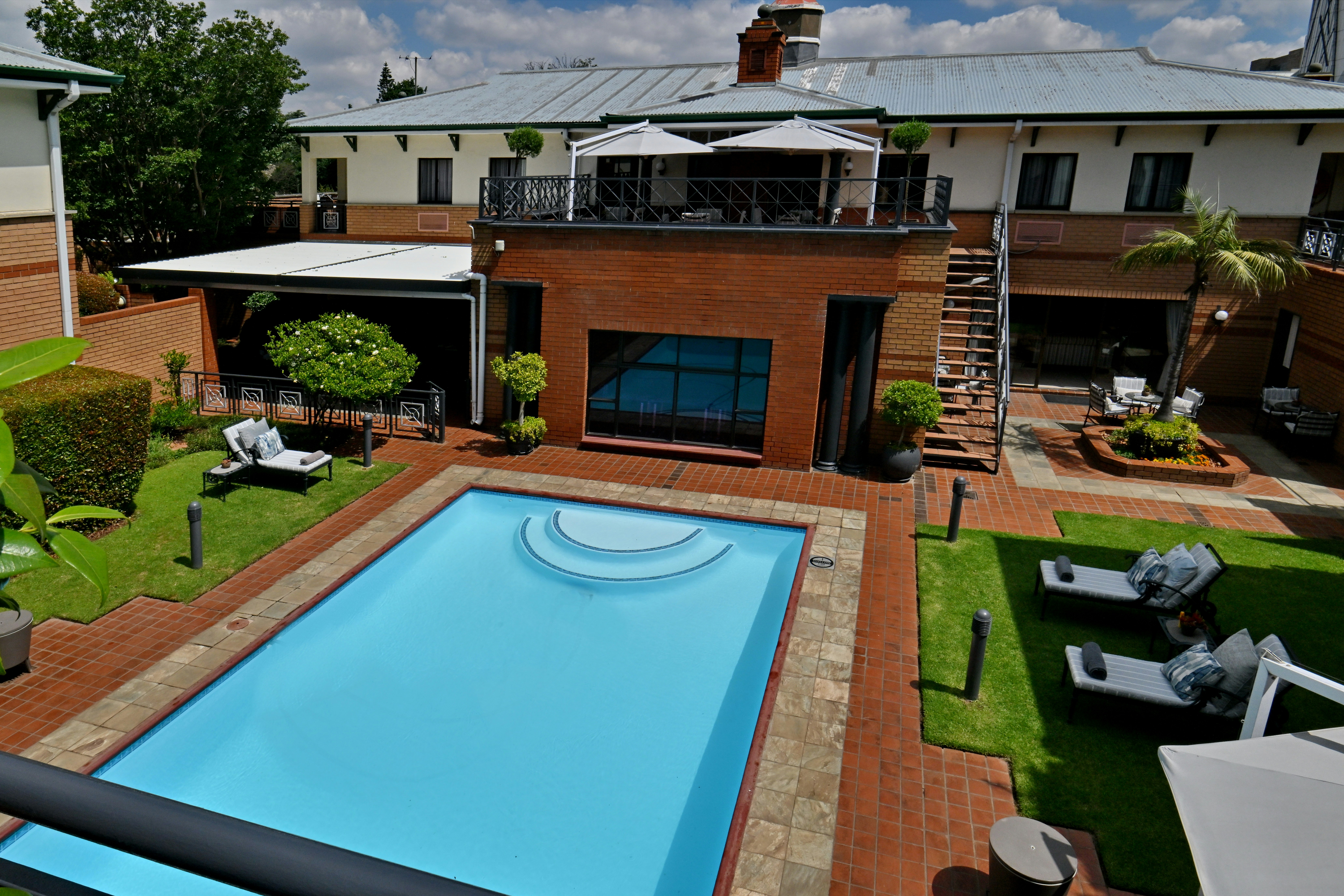 Courtyard Hotel Rosebank 47/47