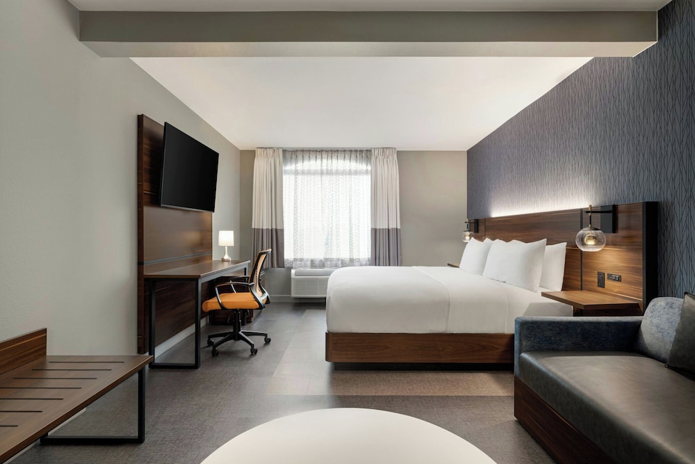 Four Points by Sheraton Columbus - Polaris 52/52