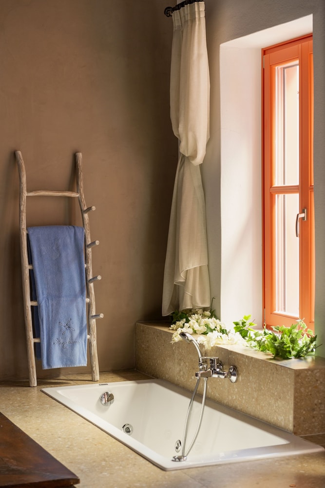 Blue Jasmine Suites 49/50