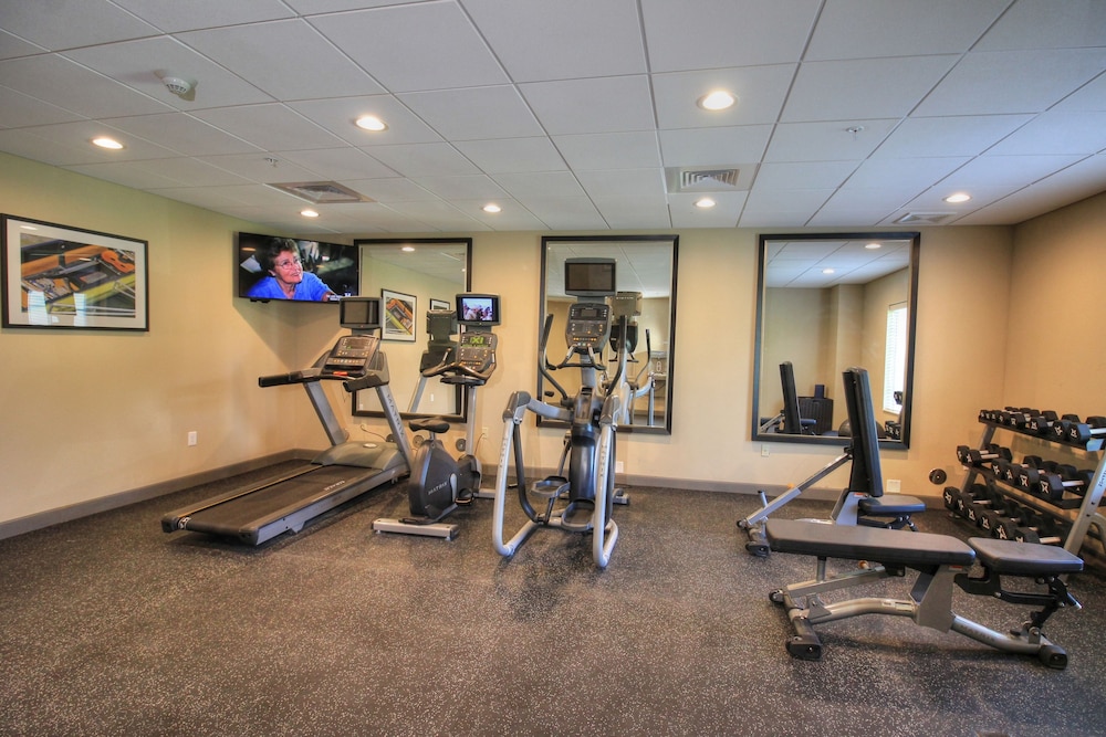 Candlewood Suites Memphis East 27/45