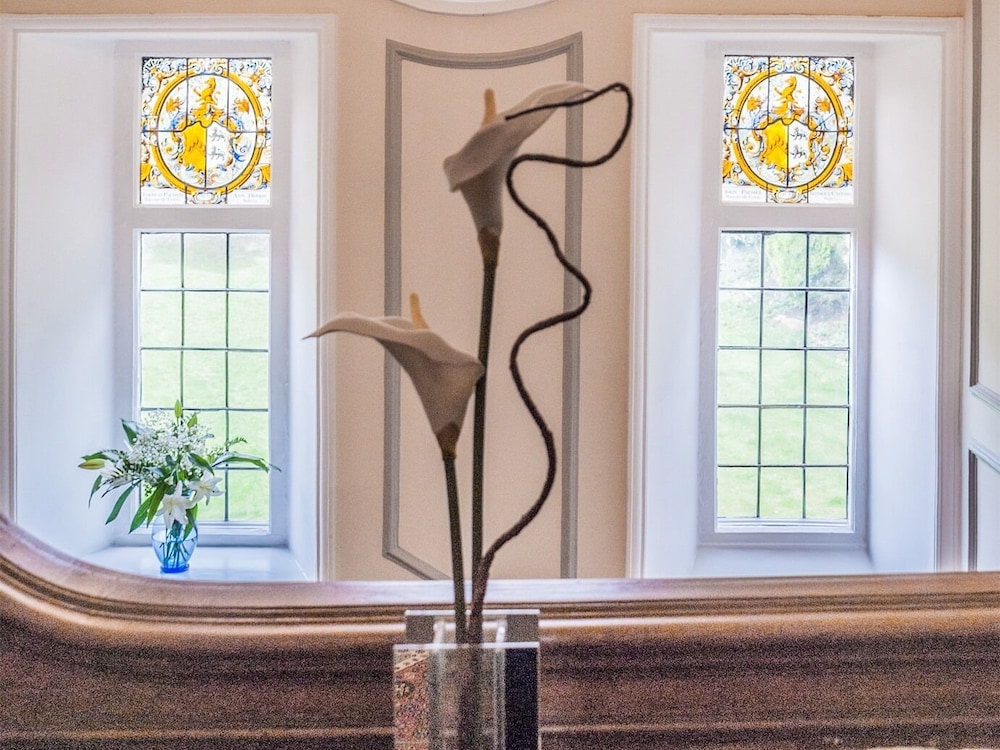 Ecton House 4/42