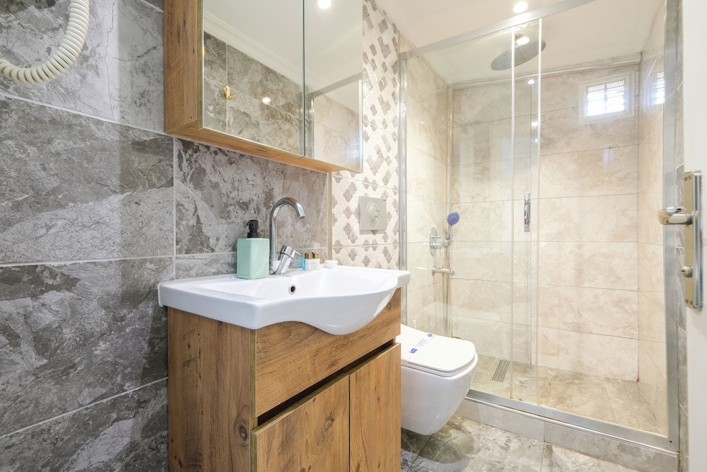 Loren Hotel Suites 40/50