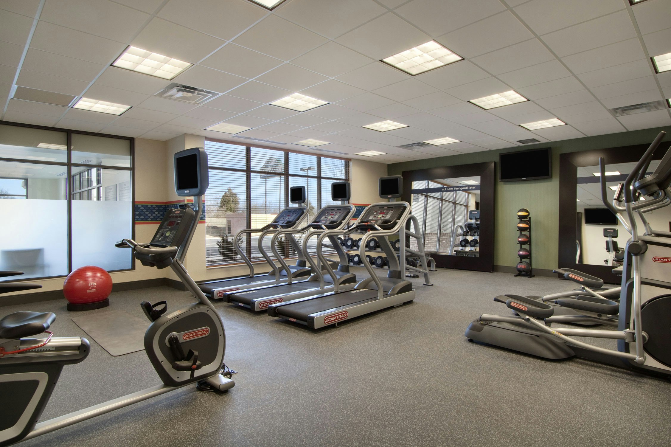 Hampton Inn And Suites Charles Town 33/51