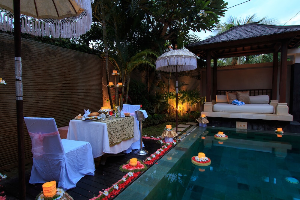 Disini Luxury Spa Villas 30/50