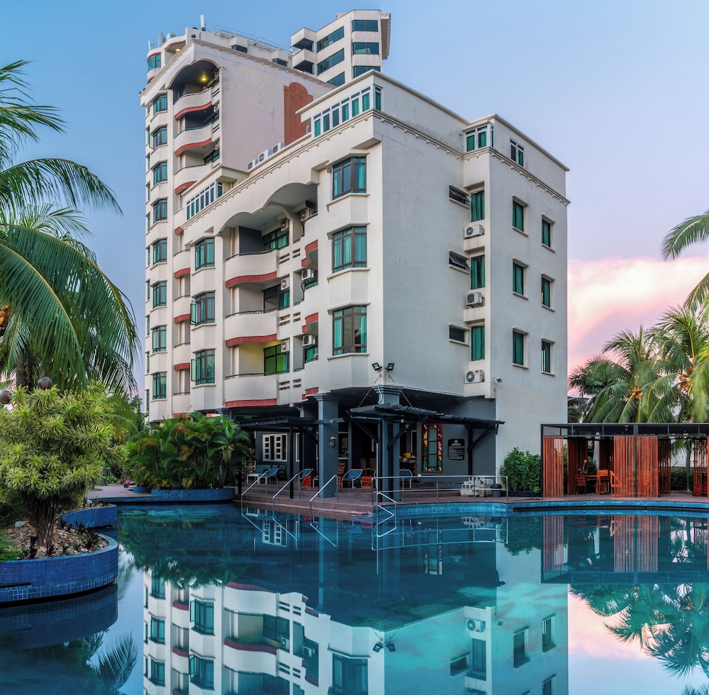 Century Bay Private Residences 2/68