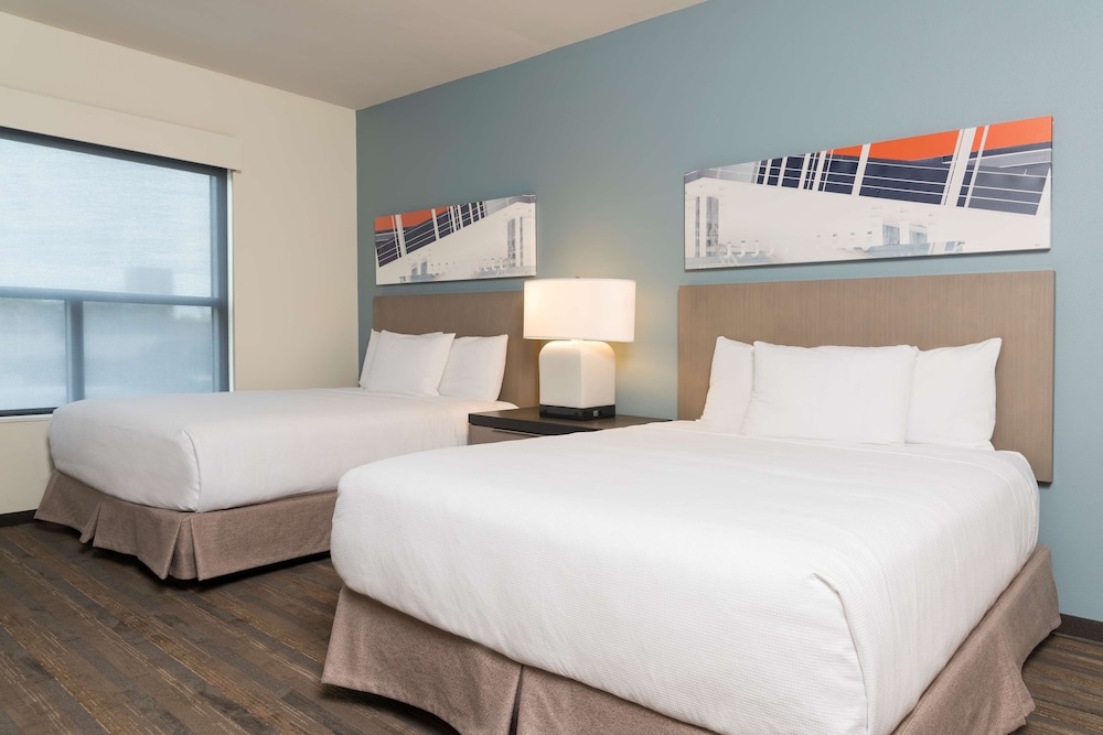 Hyatt House Austin Downtown 22/68