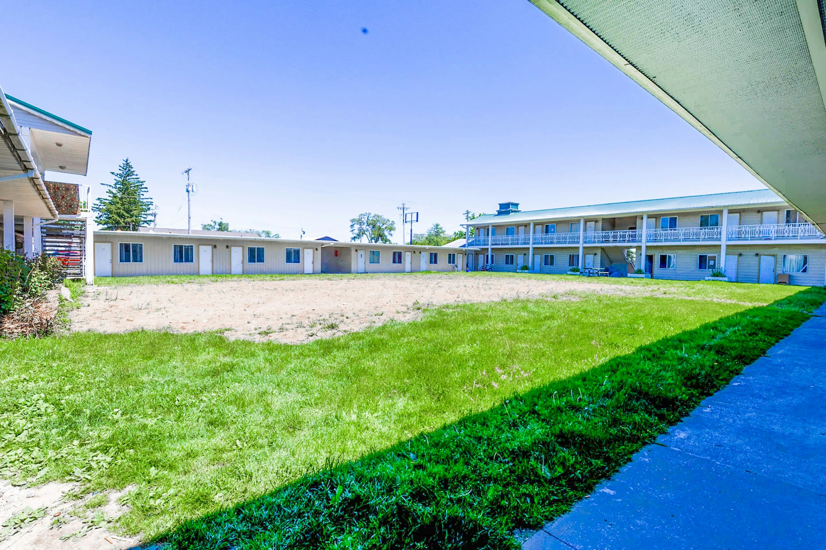 Country Hearth Inn and Suites By OYO Sturgis 33/35