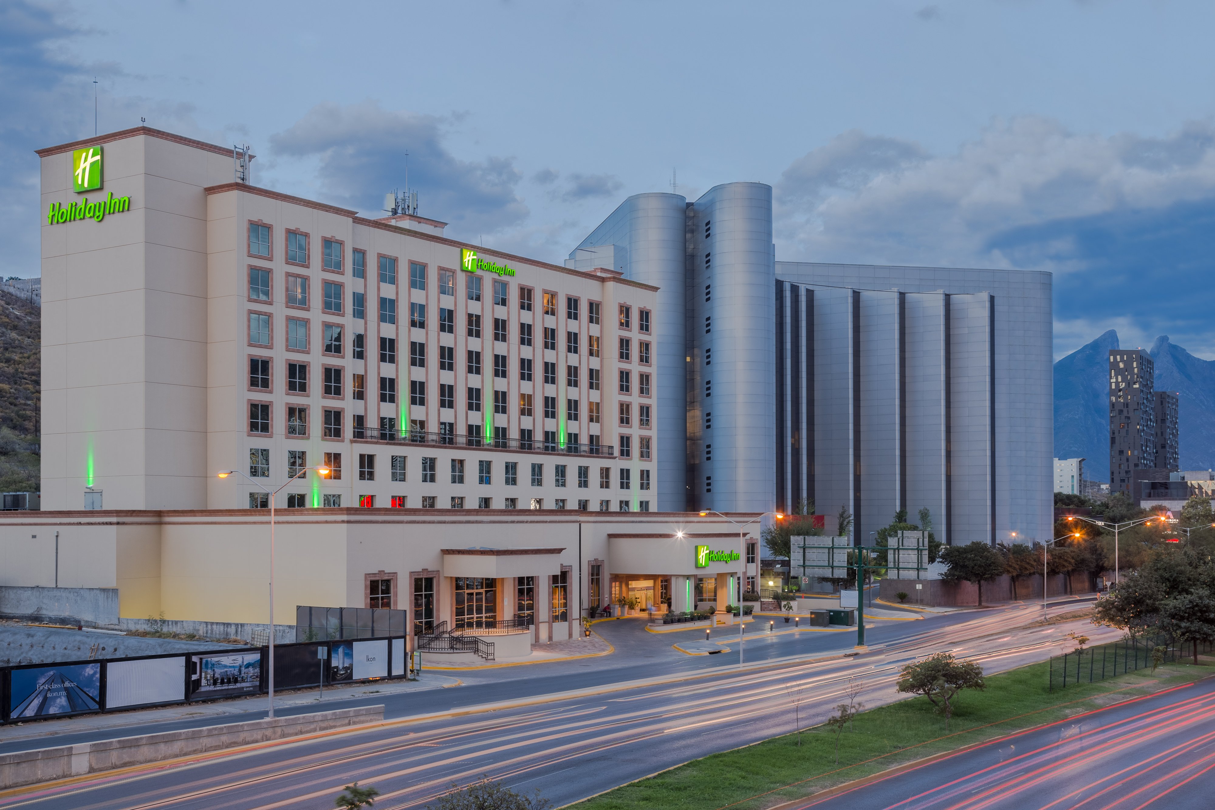 Holiday Inn Monterrey Valle 5/50