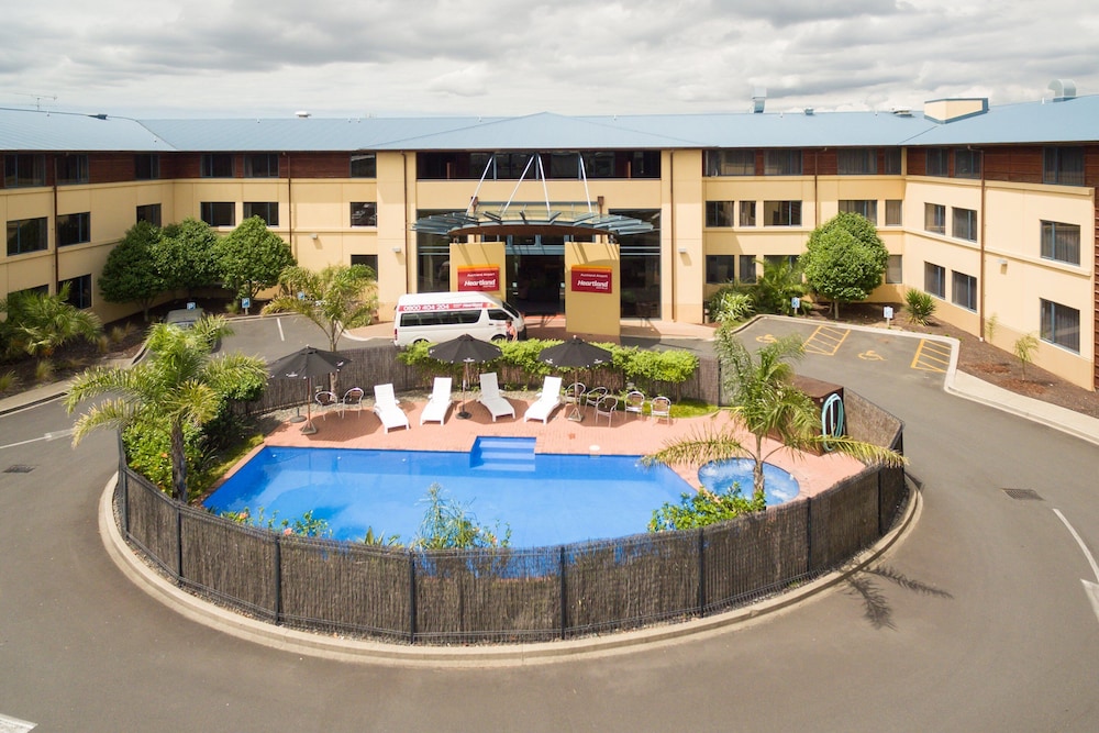 Heartland Hotel Auckland Airport 59/63