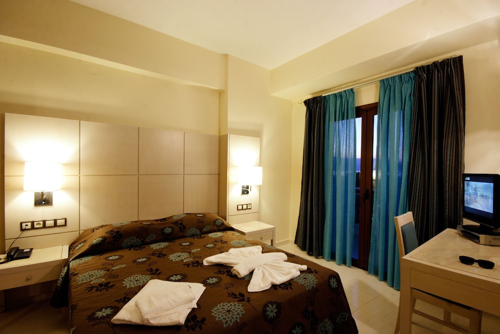 Theros Hotel 25/47