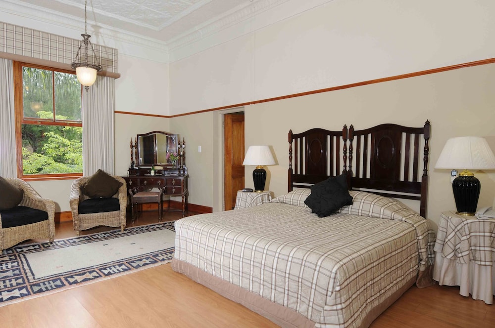 Montagu Country Hotel 21/89
