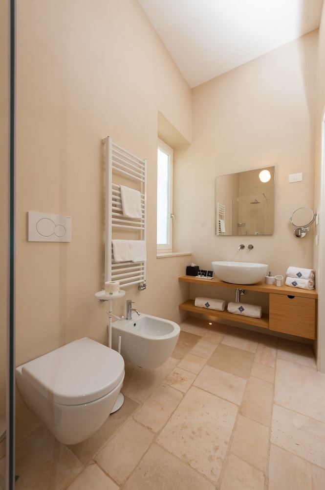 Mazzarelli Creative Resort 43/64