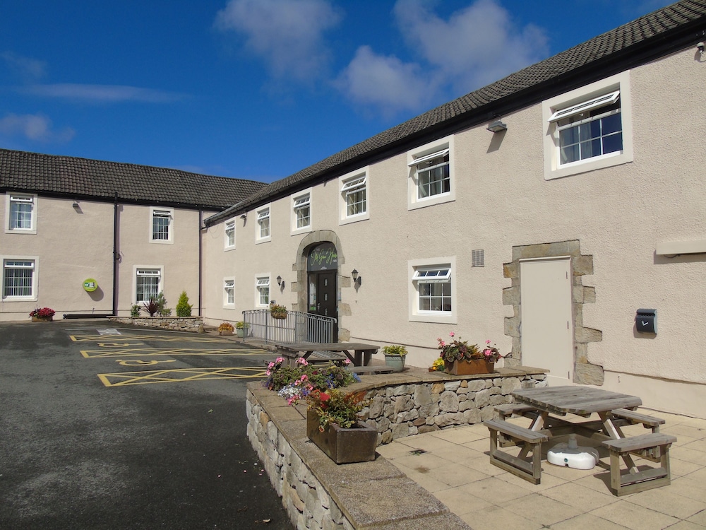 The Old Ginn House Inn 40/50
