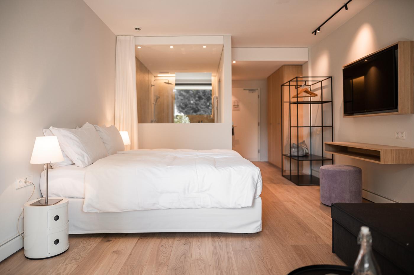 Room, Double Bed, Balcony