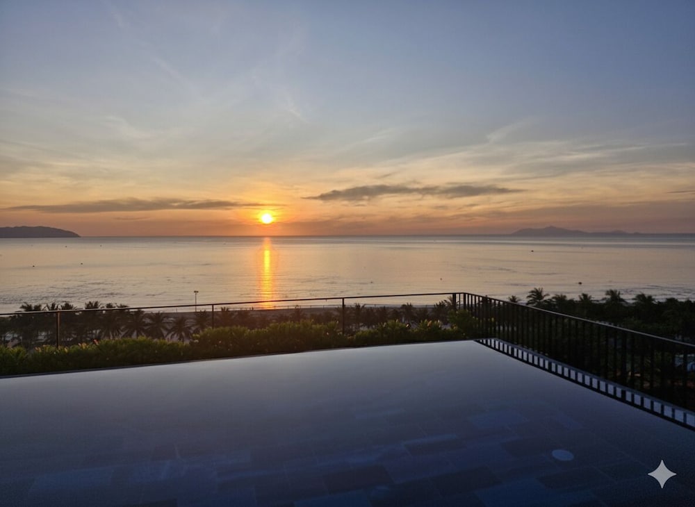 JBAY Beachfront Boutique Hotel 30/33