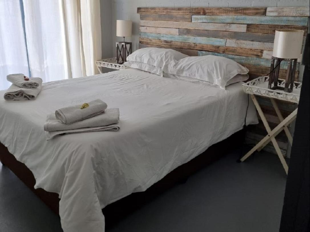 Rustic Hill Accommodation 15/32