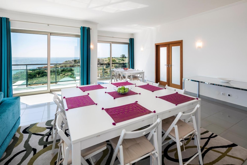 Villa Doris Suites 49/59