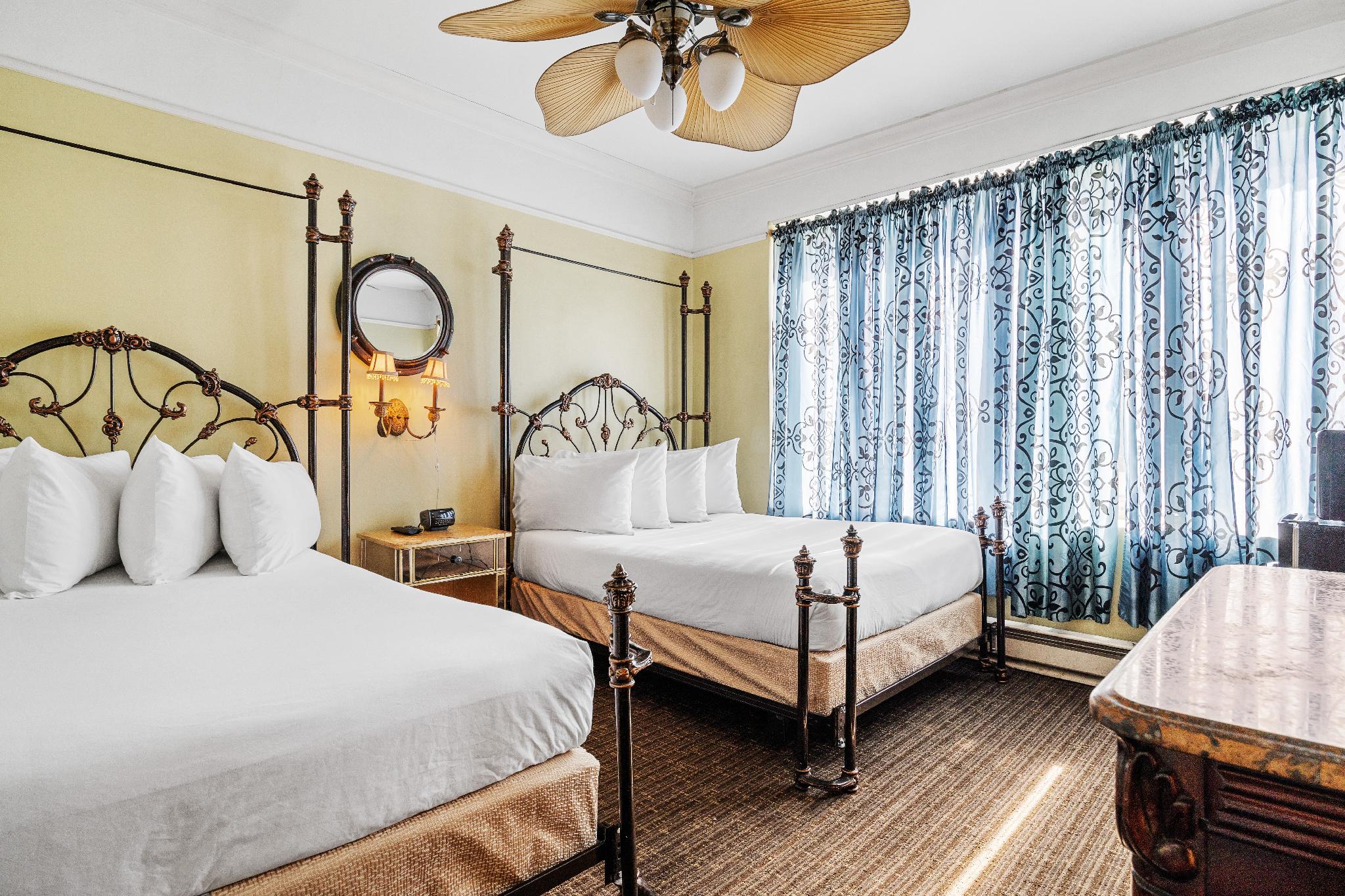 Room, 2 Double Beds, Partial View