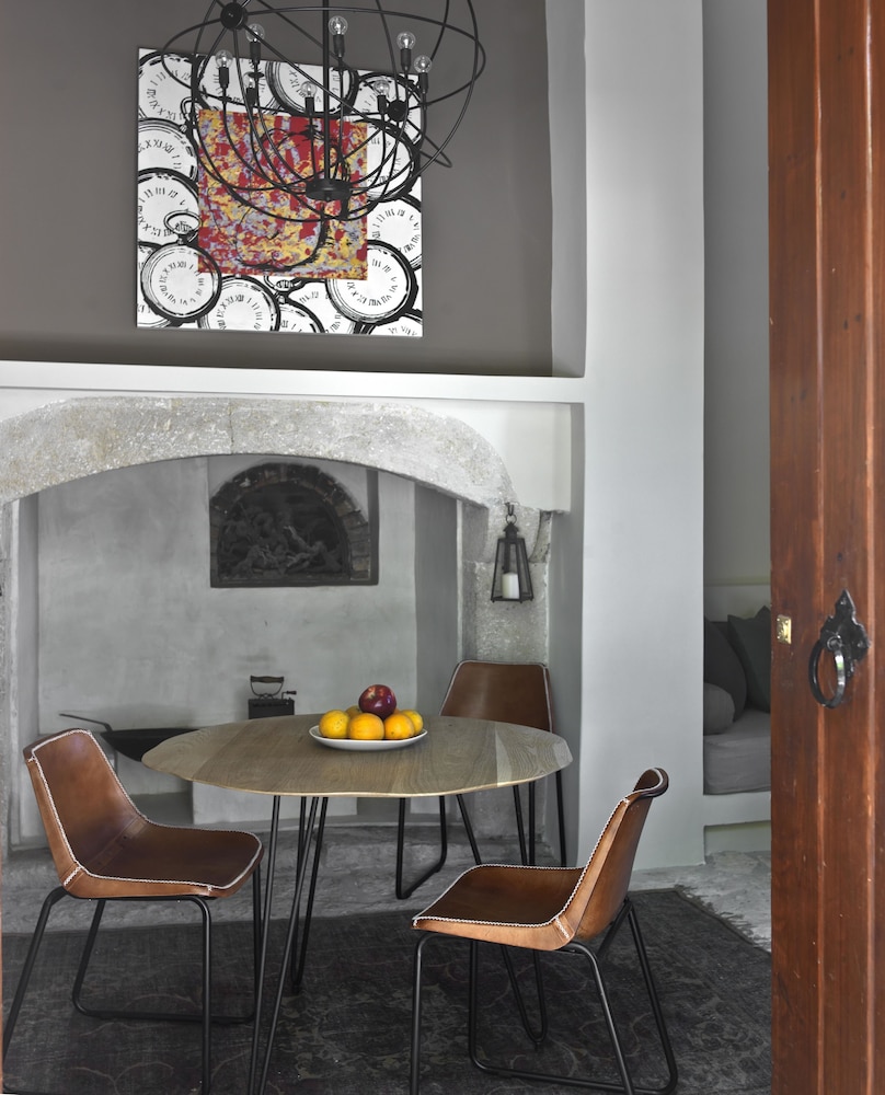 Scalani Hills Residences 12/34