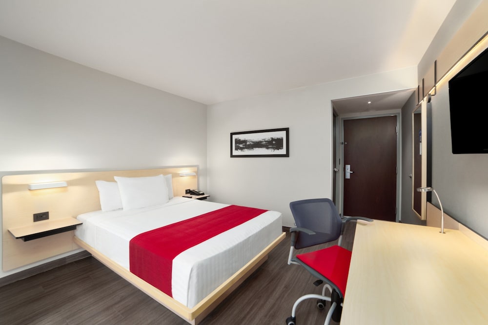 Room, Queen Bed