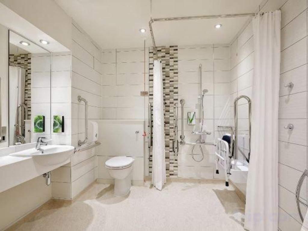Premier Inn Basildon (Festival Park) 29/30