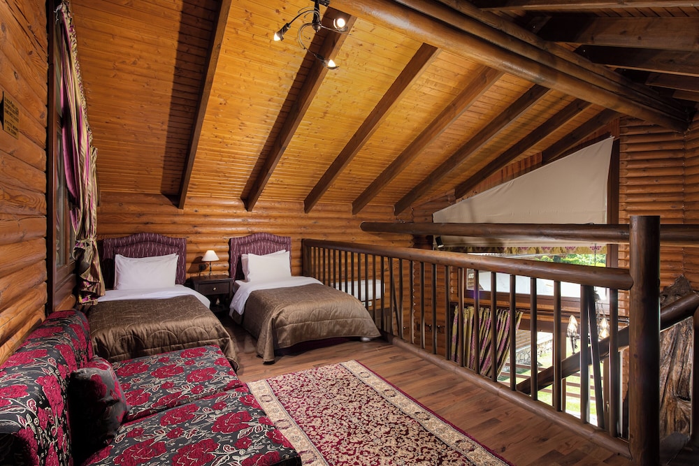 Natura Chalets 4/55