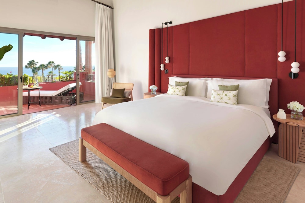 Suite One Bedroom Ocean View