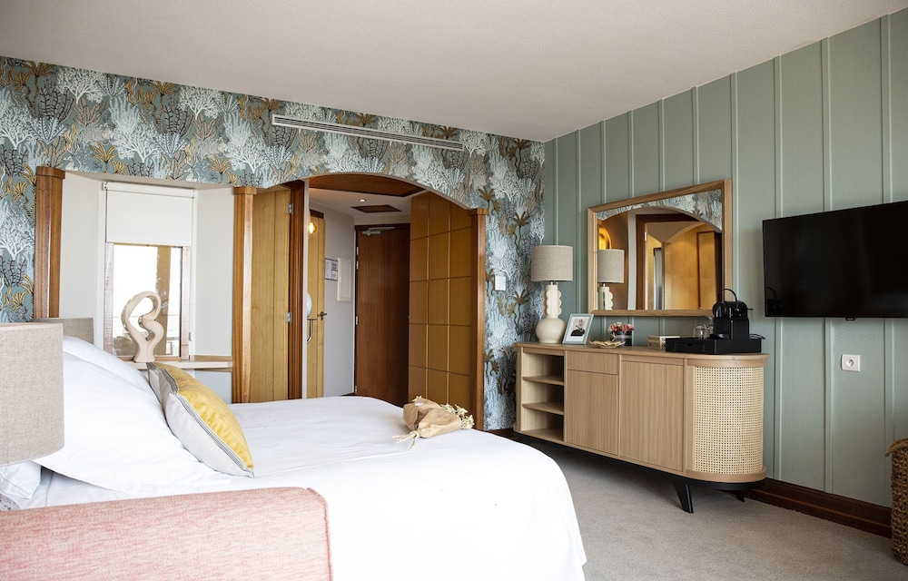 Les Flamants Roses Thalasso Spa 23/83