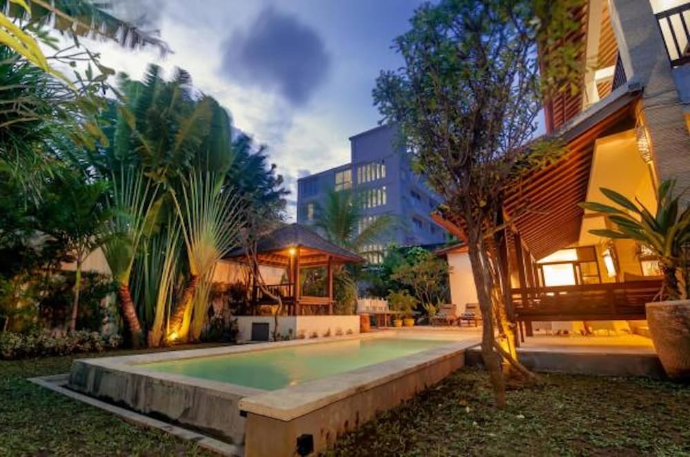 The Mawar Estate 5/40
