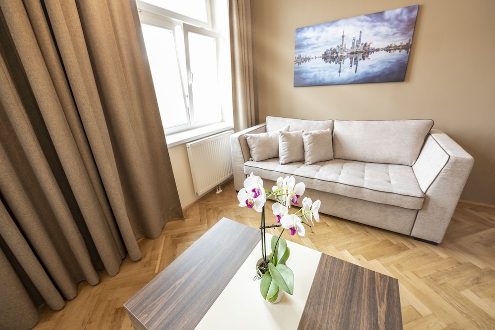 Letna Garden Suites 43/66